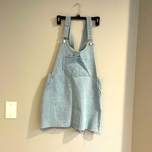 NWOT Light Denim Overall Dress Medium in excellent condition.